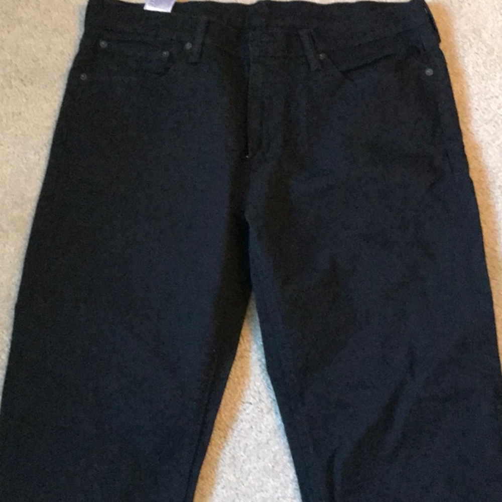 Men’s Levi jeans.